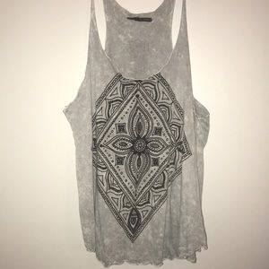 Patterned Tank